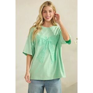 Women’s Mint Short Sleeve Tee with Front Bow Detail